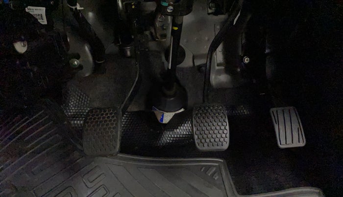 2023 Maruti Eeco 5 STR AC, Petrol, Manual, 11,798 km, Pedals