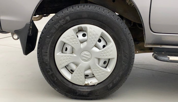 2023 Maruti Eeco 5 STR AC, Petrol, Manual, 11,798 km, Right Rear Wheel