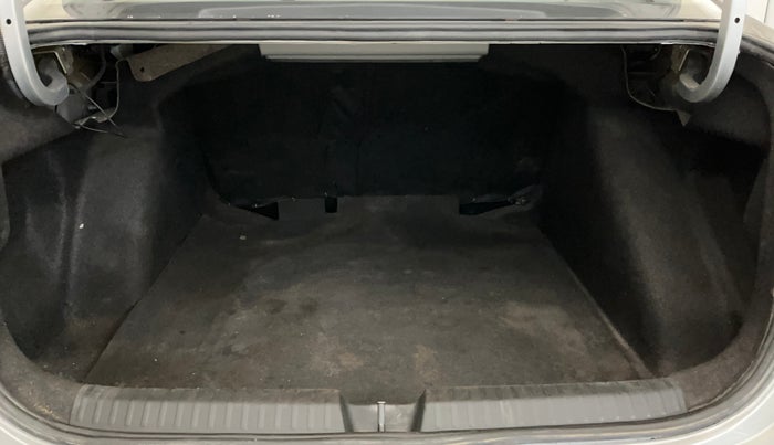 2022 Volkswagen VIRTUS COMFORTLINE TSI 1.0 MT, Petrol, Manual, 47,306 km, Boot Inside
