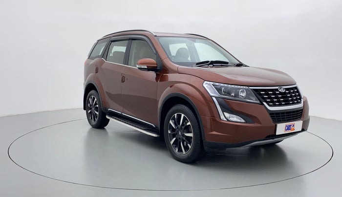 2019 Mahindra XUV500 W11 (O) AT, Diesel, Automatic, 29,100 km, Right Front Diagonal