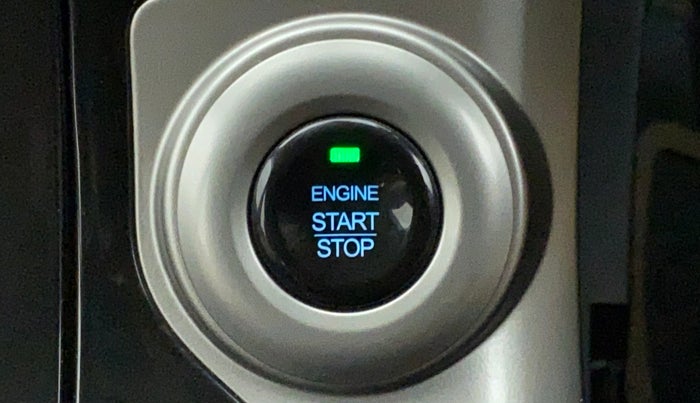 2019 Mahindra XUV500 W11 (O) AT, Diesel, Automatic, 29,100 km, Keyless Start/ Stop Button