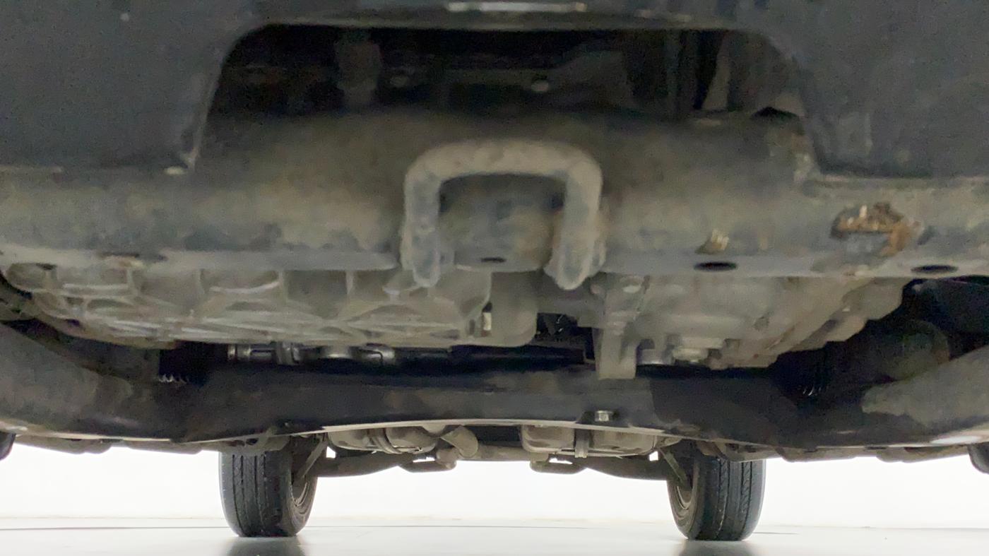 2019 Mahindra XUV500 W11 (O) AT, Diesel, Automatic, 29,100 km, Front Underbody