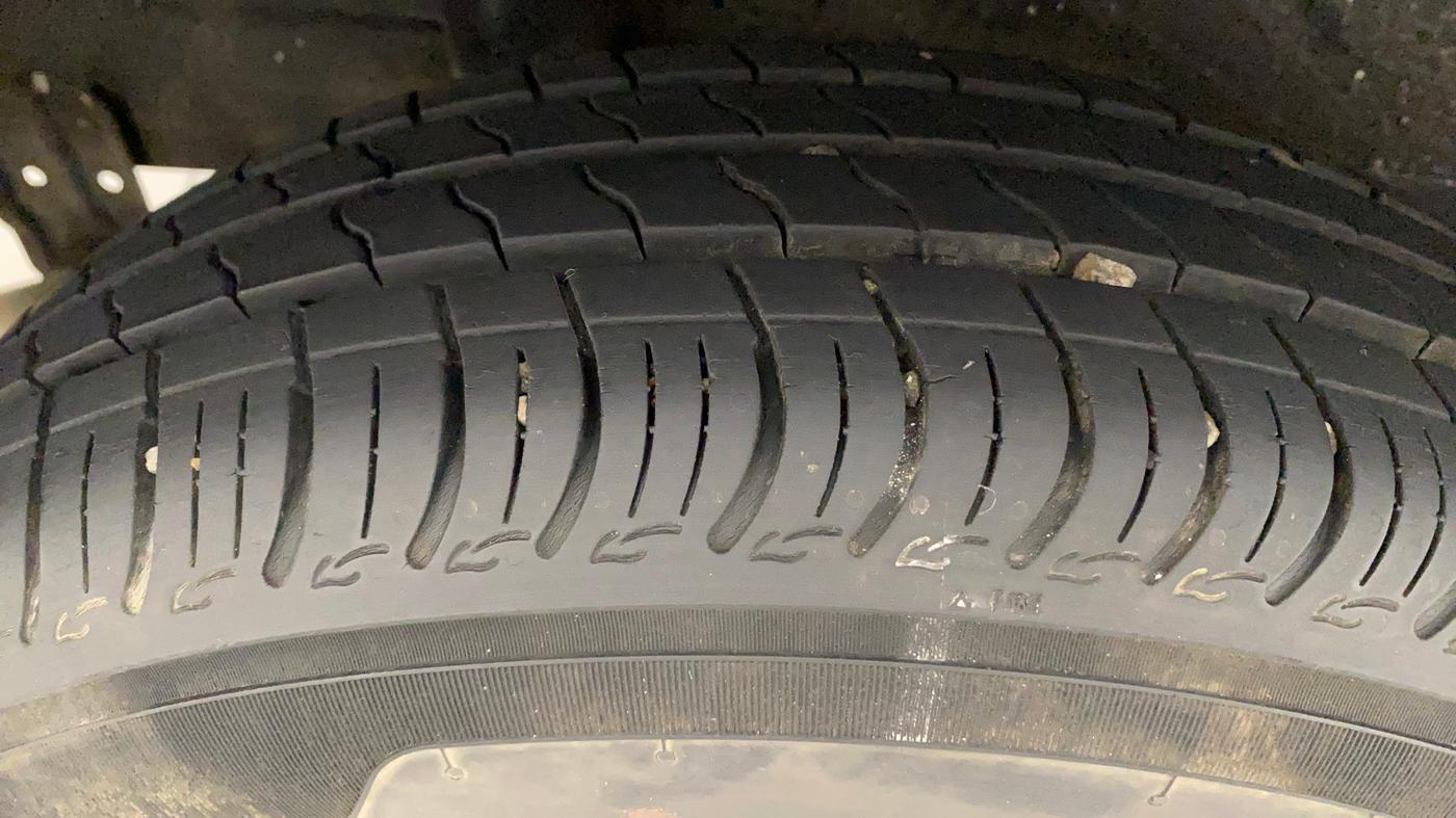 2021 Maruti S PRESSO VXI PLUS AMT, Petrol, Automatic, 18,880 km, Right Rear Tyre Tread
