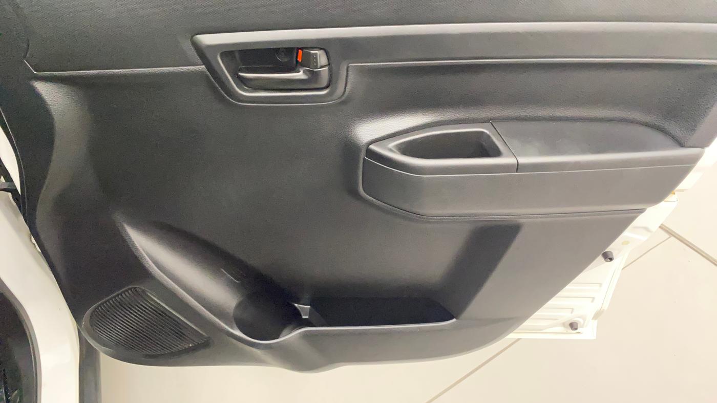 2021 Maruti S PRESSO VXI PLUS AMT, Petrol, Automatic, 18,880 km, Driver Side Door Panels Control