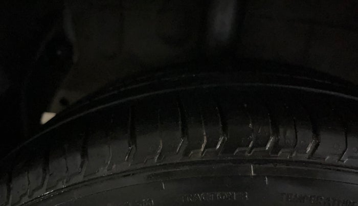 2023 Hyundai NEW I20 SPORTZ 1.2 MT, Petrol, Manual, 26,072 km, Right Rear Tyre Tread