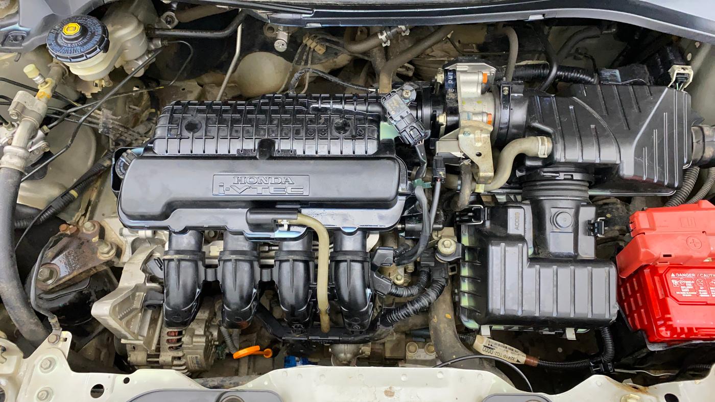 2017 Honda Amaze 1.2L I-VTEC S, Petrol, Manual, 61,137 km, Engine View