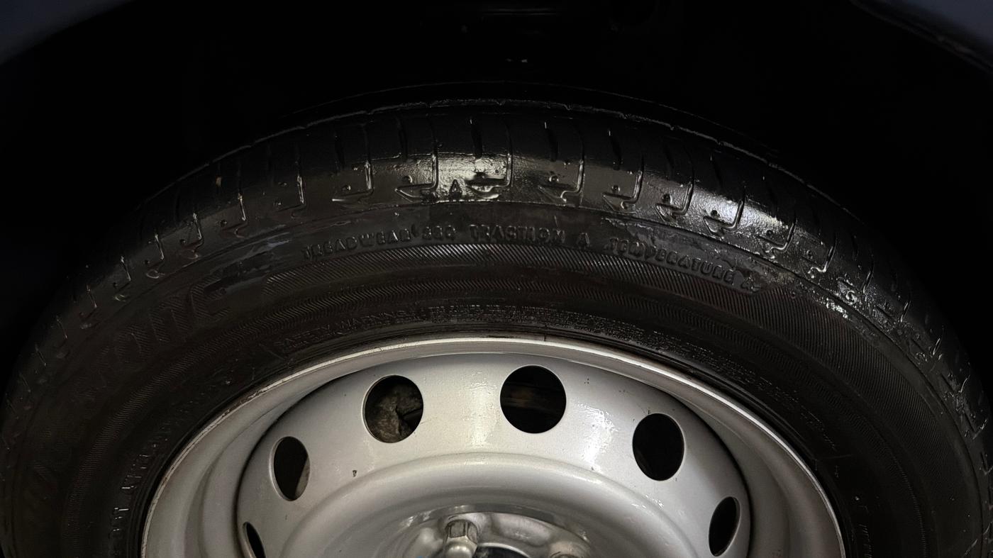 2022 Maruti IGNIS SIGMA 1.2, Petrol, Manual, 11,528 km, Left Front Tyre Tread