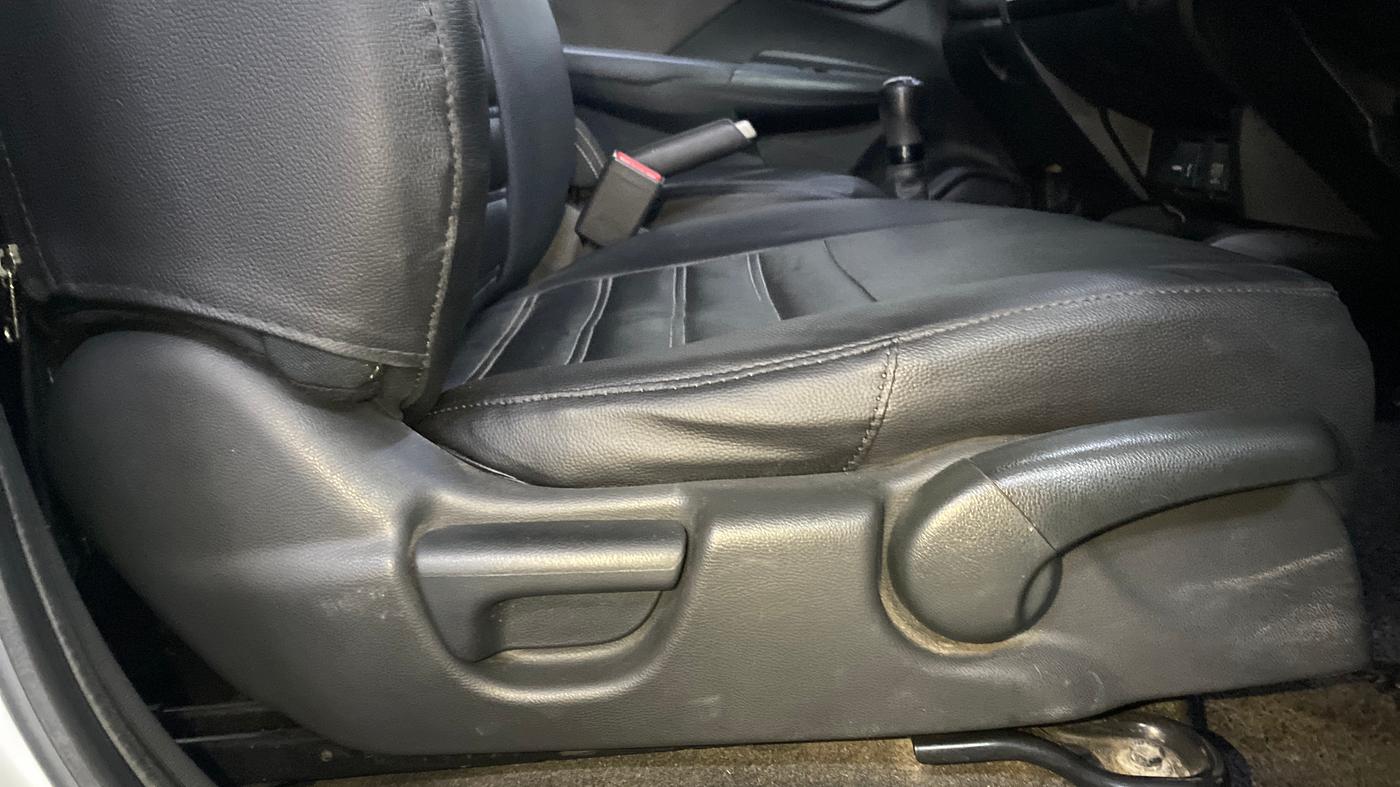 2019 Honda WR-V 1.2L I-VTEC VX MT, Petrol, Manual, 49,329 km, Driver Side Adjustment Panel