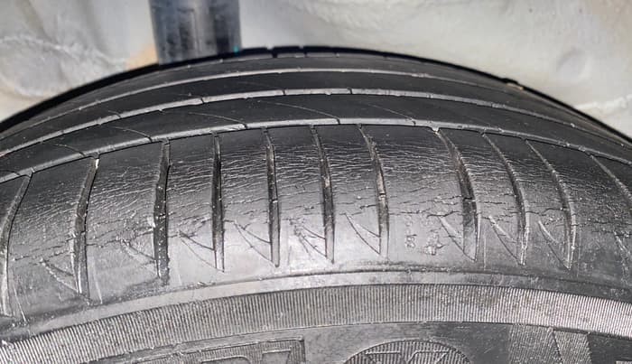 2019 Honda WR-V 1.2L I-VTEC VX MT, Petrol, Manual, 49,329 km, Right Rear Tyre Tread