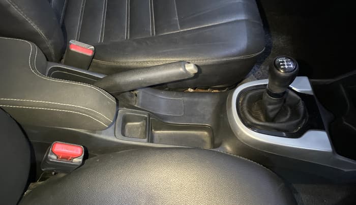 2019 Honda WR-V 1.2L I-VTEC VX MT, Petrol, Manual, 49,329 km, Gear Lever