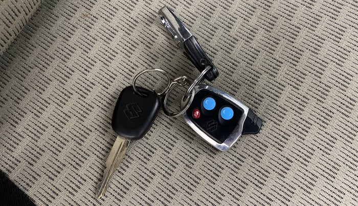 2022 Maruti Alto LXI OPT CNG, CNG, Manual, 47,176 km, Key Close Up