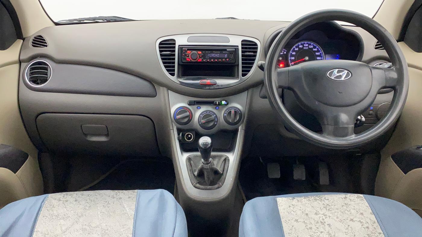 2010 Hyundai i10 MAGNA 1.2, Petrol, Manual, 1,12,101 km, Dashboard