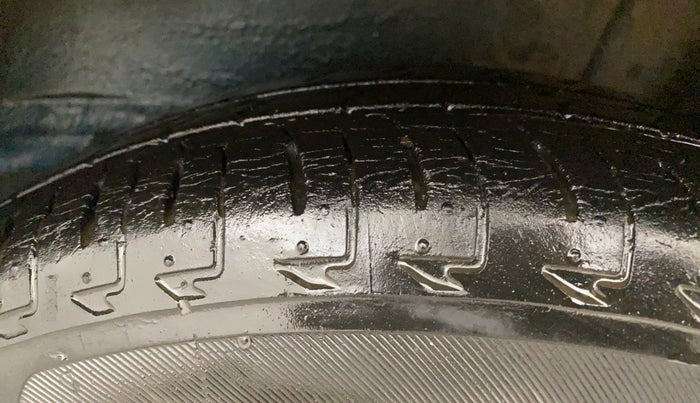 2017 Maruti IGNIS ZETA 1.2 AMT, Petrol, Automatic, 55,285 km, Left Rear Tyre Tread