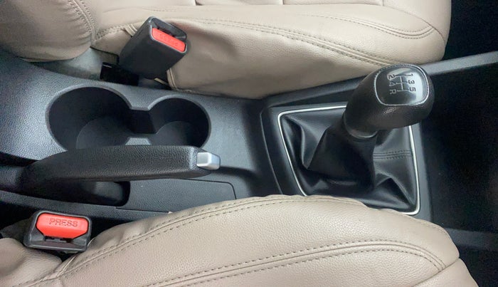 2018 Hyundai Elite i20 SPORTZ 1.2, Petrol, Manual, 77,962 km, Gear Lever