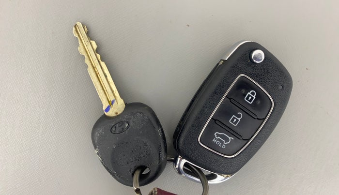 2018 Hyundai Elite i20 SPORTZ 1.2, Petrol, Manual, 77,962 km, Key Close Up