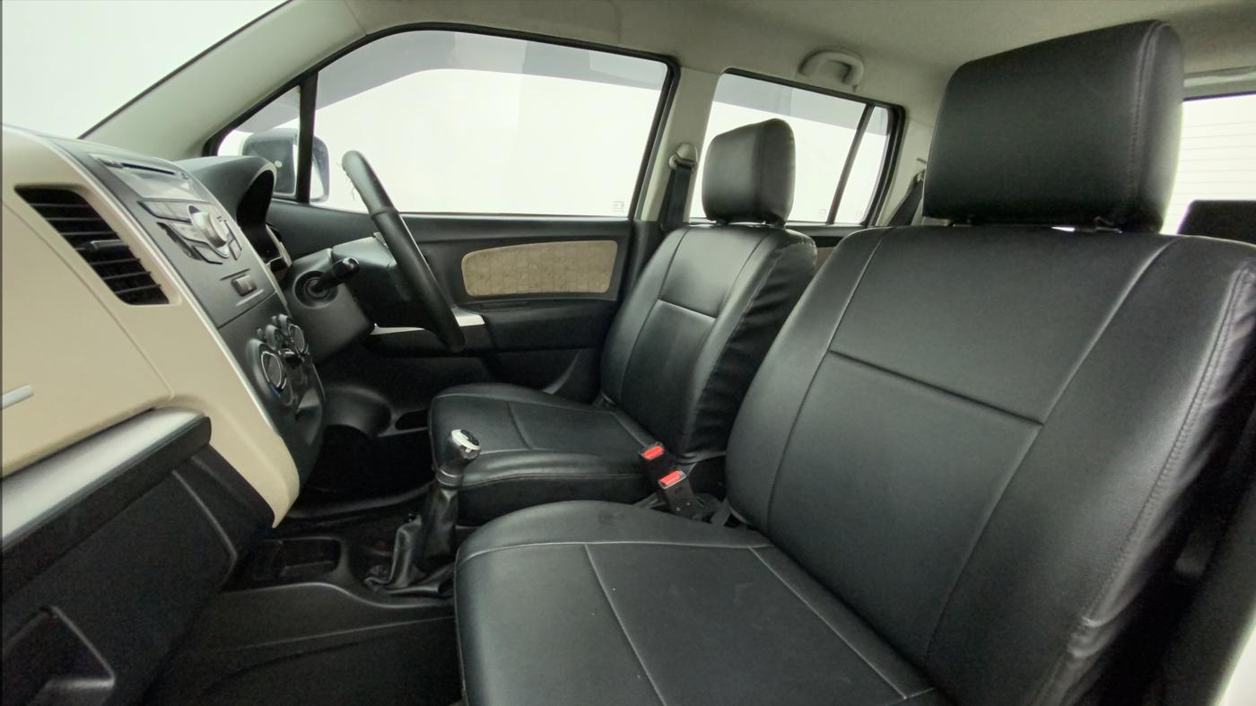 2013 Maruti Wagon R 1.0 VXI, Petrol, Manual, 30,418 km, Right Side Front Door Cabin