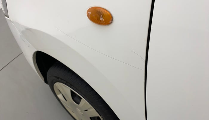 2013 Maruti Wagon R 1.0 VXI, Petrol, Manual, 30,418 km, Left fender - Minor scratches