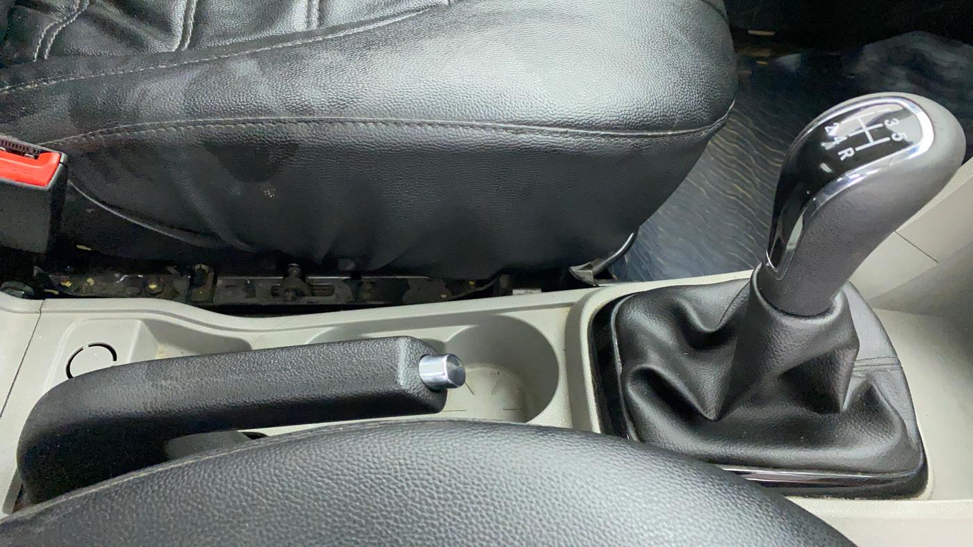 2019 Tata Tiago XZ+ 1.2 Revotron, Petrol, Manual, 42,128 km, Gear Lever
