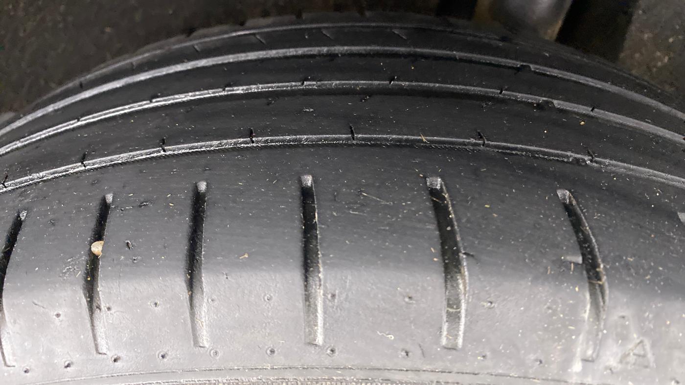 2021 Toyota Glanza V MT PETROL, Petrol, Manual, 86,012 km, Left Rear Tyre Tread