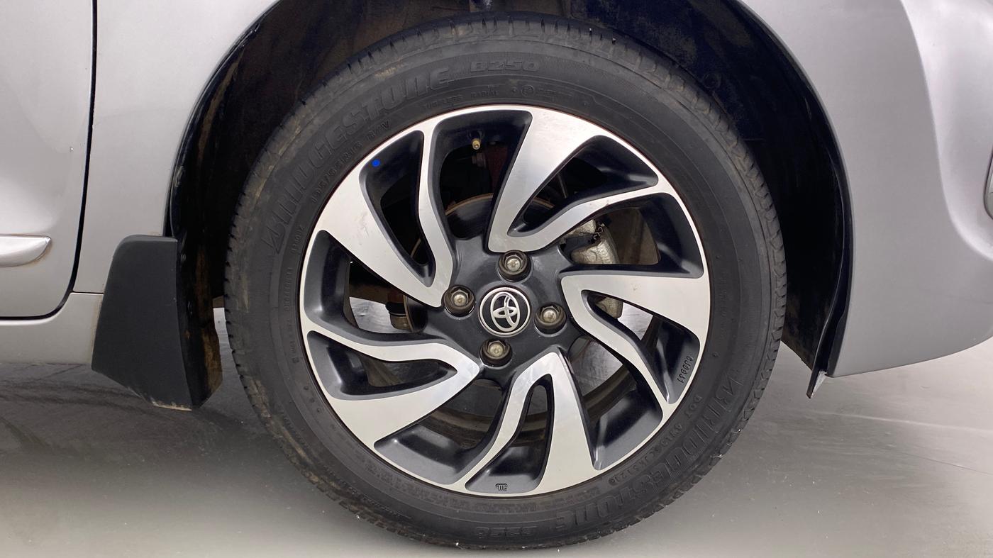 2021 Toyota Glanza V MT PETROL, Petrol, Manual, 86,012 km, Right Front Wheel