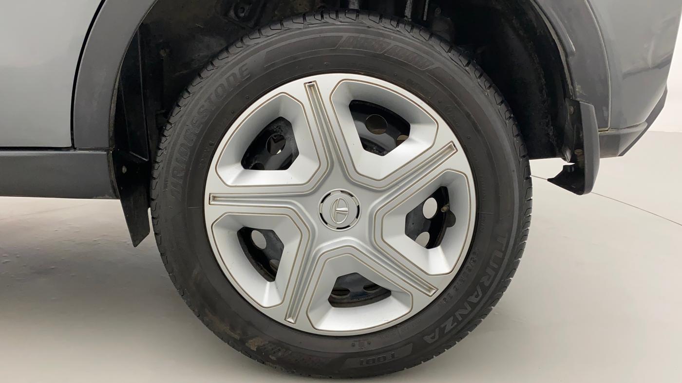 2021 Tata NEXON XM SUNROOF PETROL, Petrol, Manual, 18,528 km, Left Rear Wheel