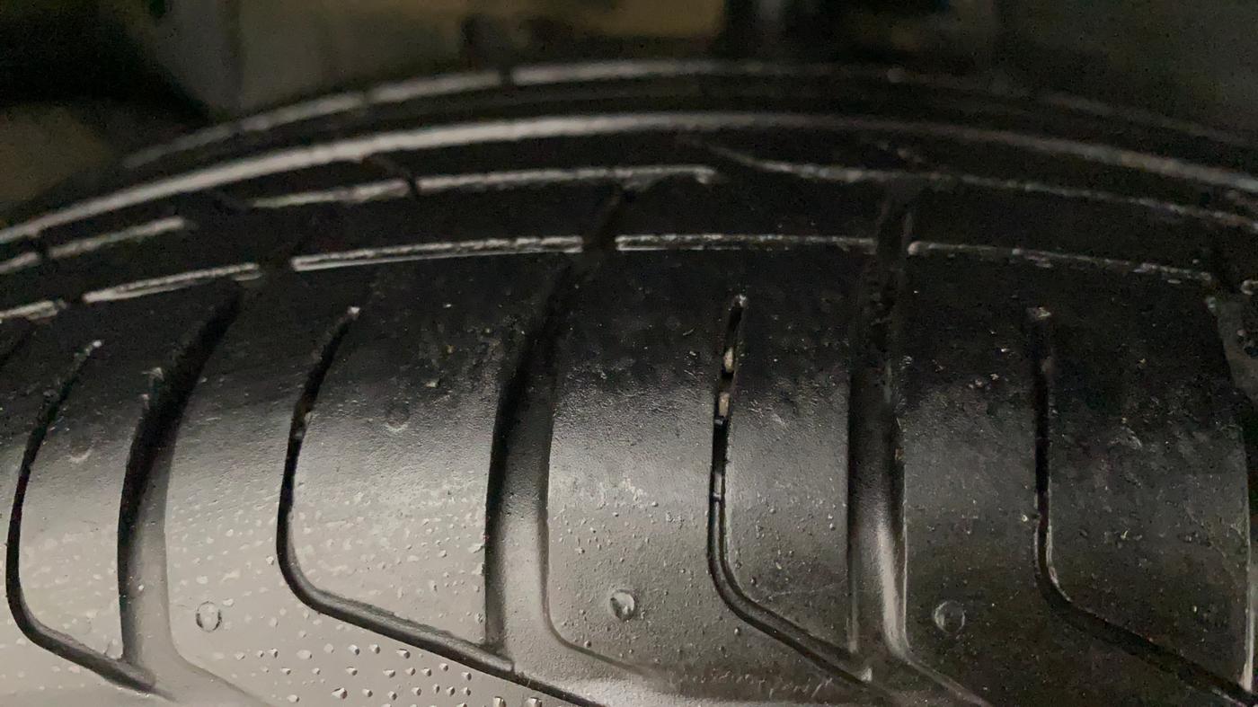 2021 Tata NEXON XM SUNROOF PETROL, Petrol, Manual, 18,528 km, Right Rear Tyre Tread
