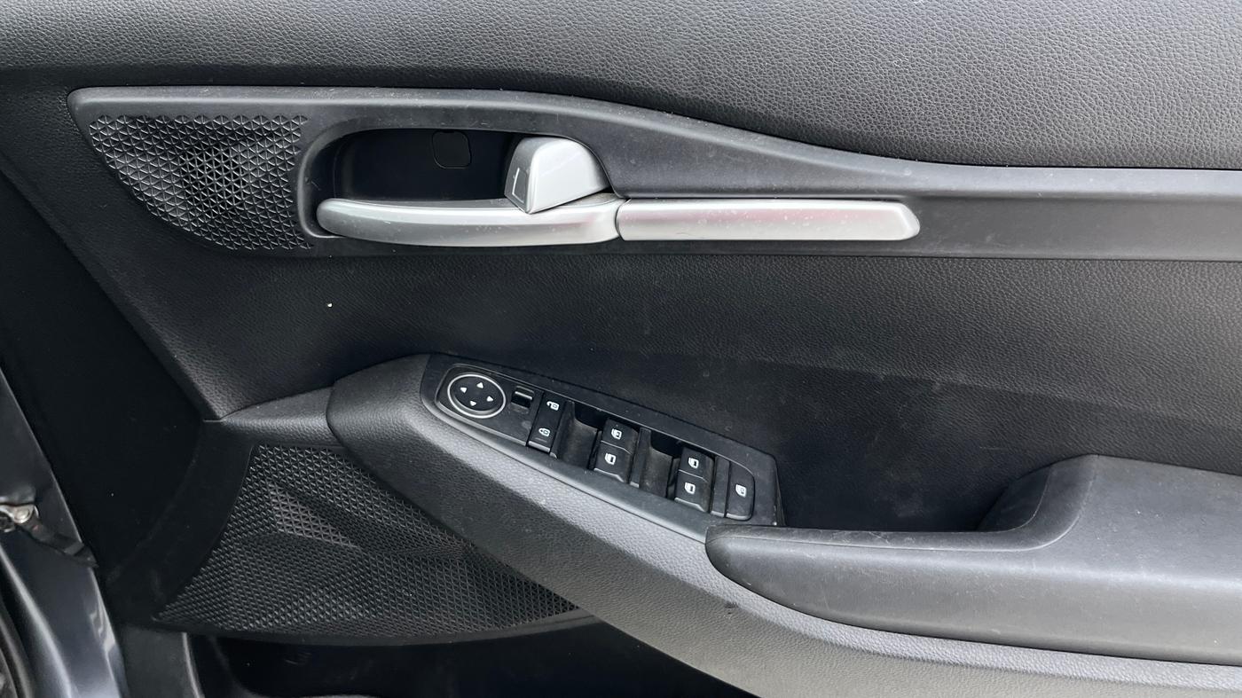 2020 KIA SELTOS HTK 1.5 PETROL, Petrol, Manual, 41,031 km, Driver Side Door Panels Control