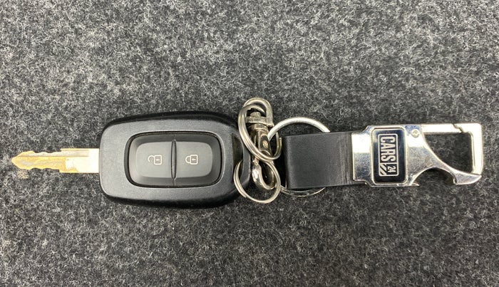 2018 Renault Kwid CLIMBER 1.0 AT, Petrol, Automatic, 27,498 km, Key Close Up