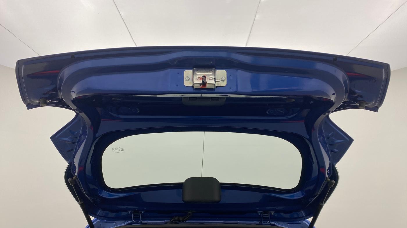 2018 Renault Kwid CLIMBER 1.0 AT, Petrol, Automatic, 27,498 km, Boot Door Open
