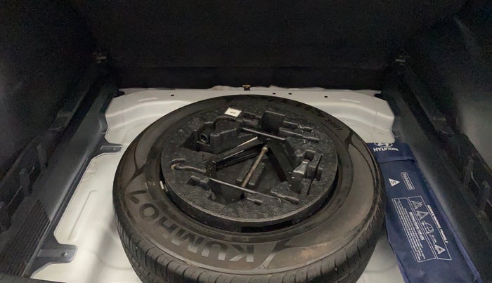 2017 Hyundai Creta E PLUS 1.6 PETROL, Petrol, Manual, 40,289 km, Spare Tyre