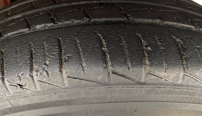 2022 Maruti Alto VXI PLUS, Petrol, Manual, 31,563 km, Left Rear Tyre Tread