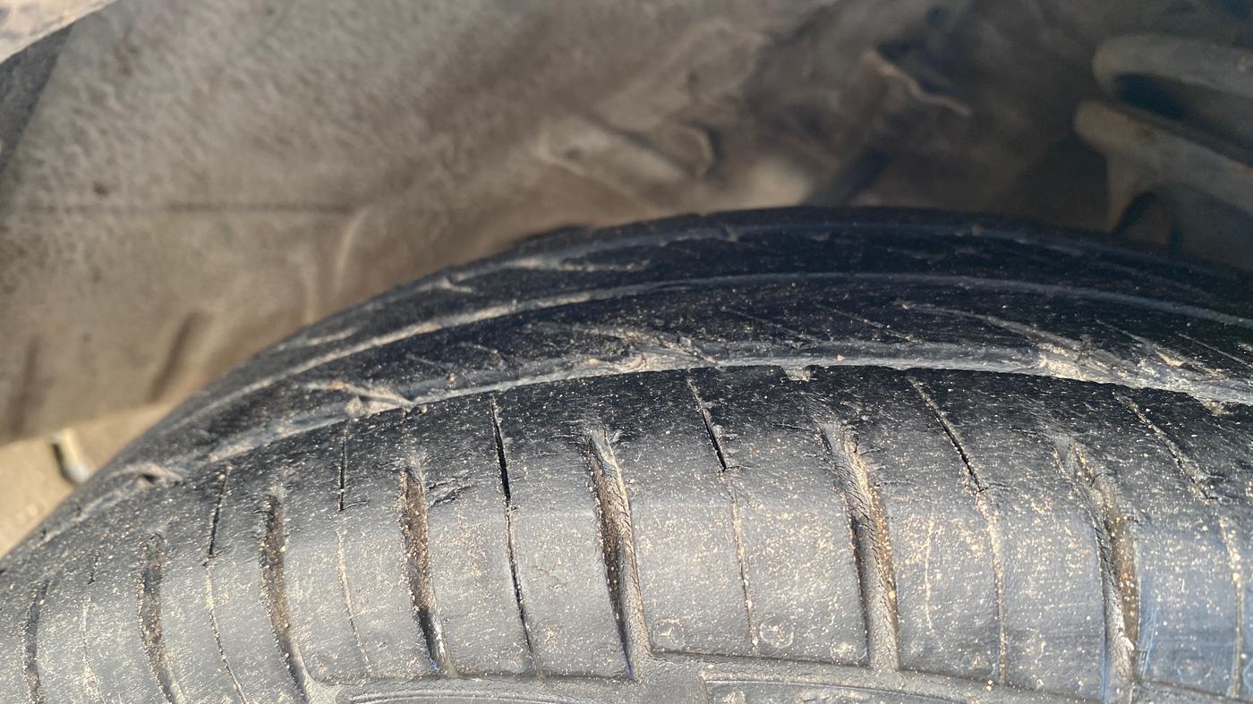 2018 Maruti Alto 800 LXI, Petrol, Manual, 21,862 km, Right Front Tyre Tread