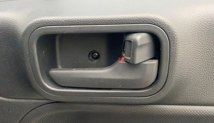 2023 Mahindra Thar LX P 2WD AT HT, Petrol, Automatic, 12,332 km, Driver Side Door Panels Control