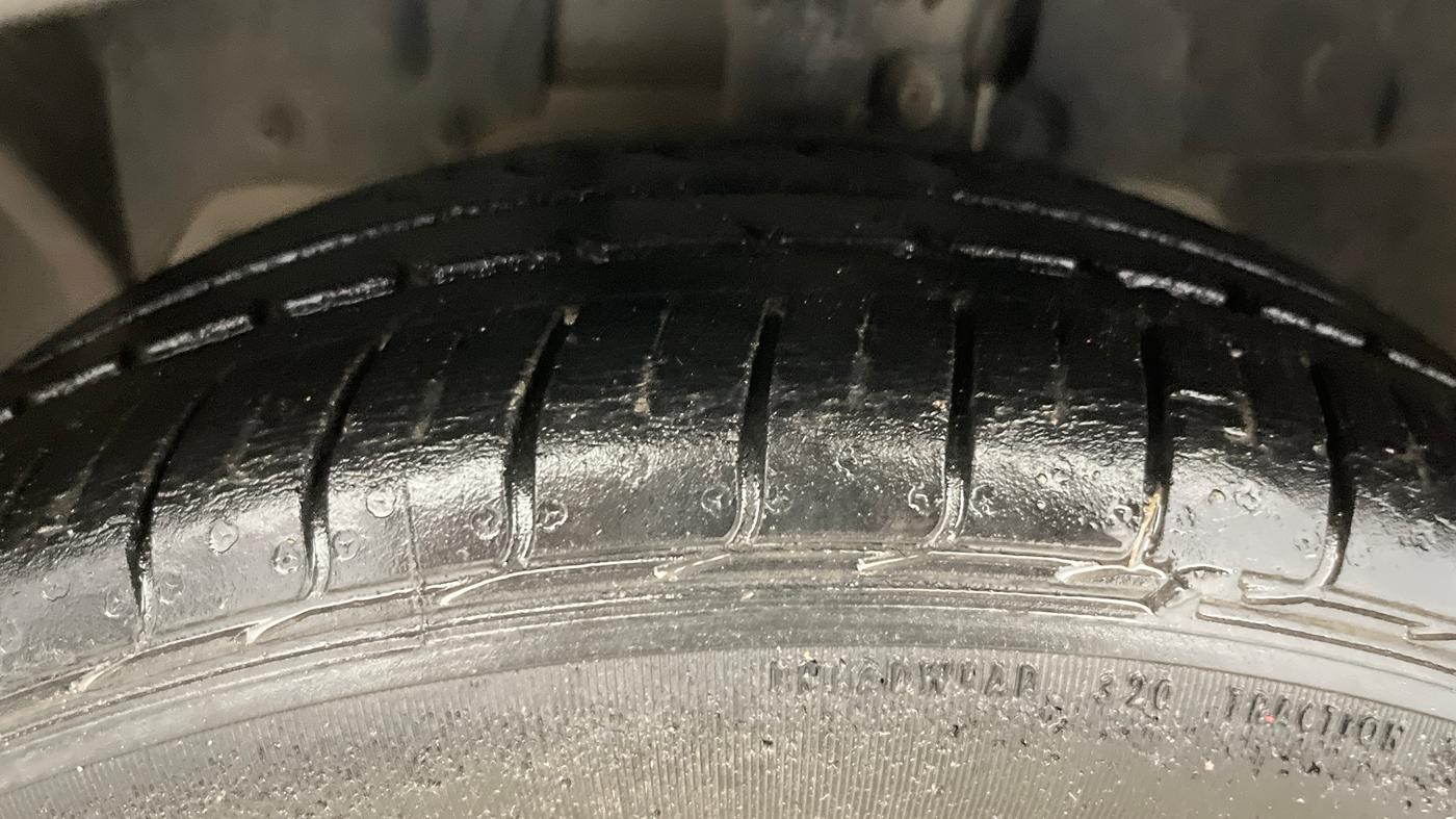 2019 Ford FREESTYLE TITANIUM PLUS 1.2 PETROL, Petrol, Manual, 23,876 km, Left Front Tyre Tread
