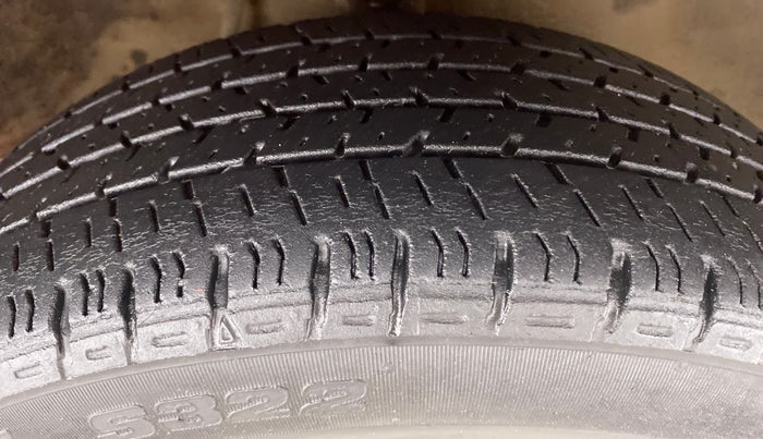 2017 Maruti Alto K10 VXI (O) AMT, Petrol, Automatic, 40,903 km, Right Front Tyre Tread