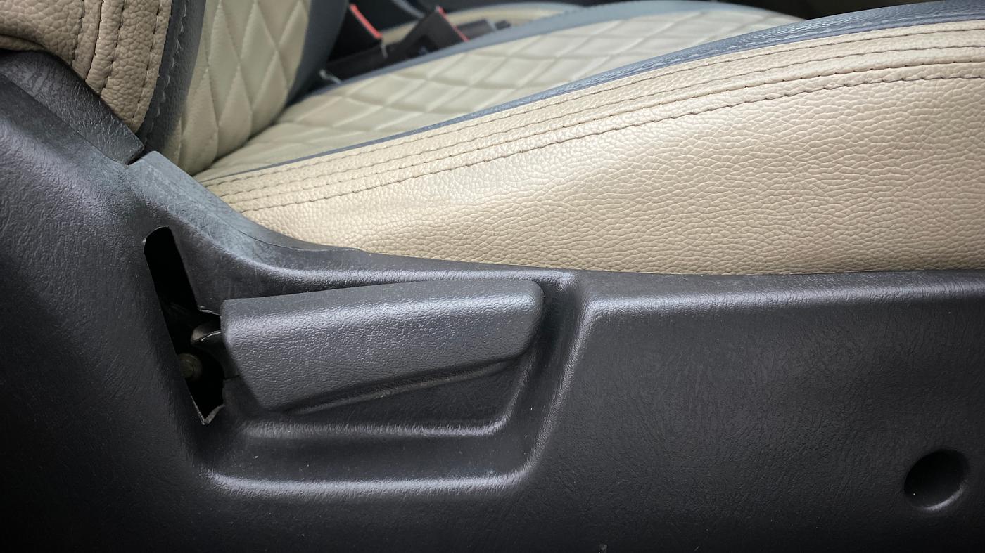 2017 Maruti Alto K10 VXI (O) AMT, Petrol, Automatic, 40,903 km, Driver Side Adjustment Panel