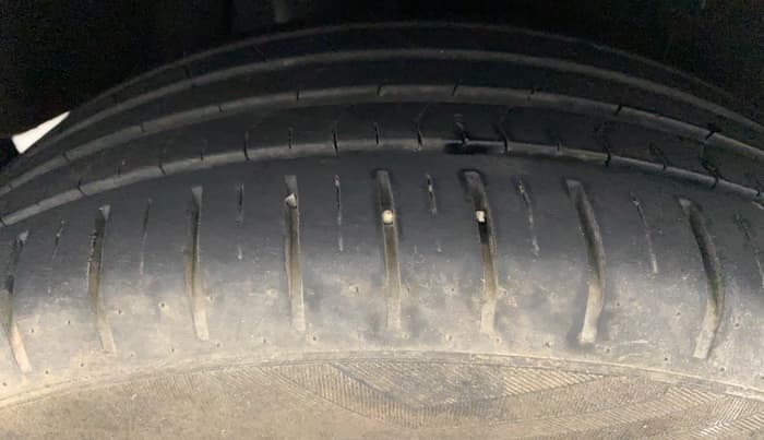 2019 Toyota Glanza V, Petrol, Manual, 22,476 km, Right Rear Tyre Tread