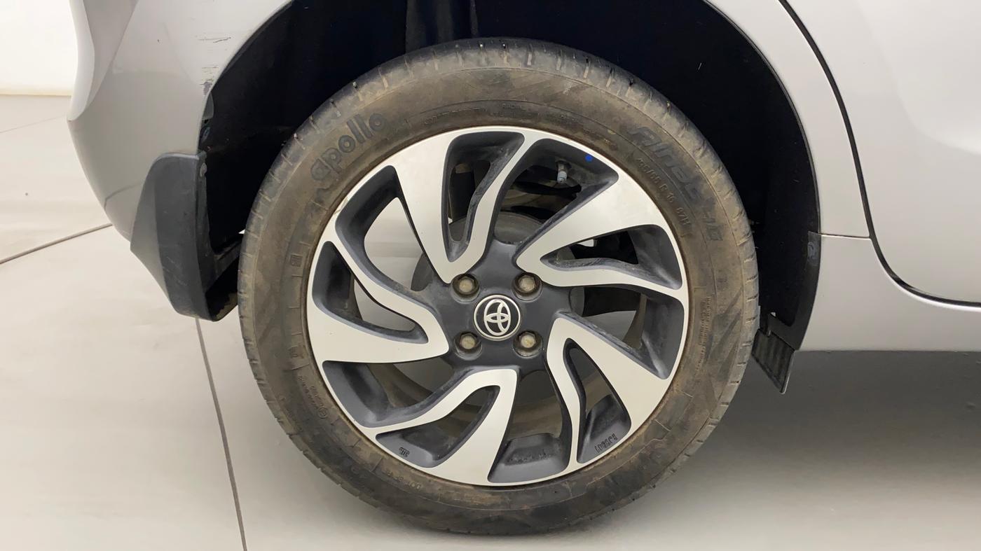 2019 Toyota Glanza V, Petrol, Manual, 22,476 km, Right Rear Wheel
