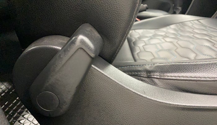 2019 Volkswagen Ameo TRENDLINE 1.5L, Diesel, Manual, 91,682 km, Driver Side Adjustment Panel