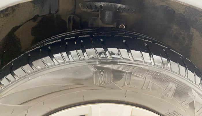 2019 Volkswagen Ameo TRENDLINE 1.5L, Diesel, Manual, 91,682 km, Right Front Tyre Tread