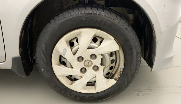 2013 Honda Amaze 1.2L I-VTEC EX, Petrol, Manual, 25,955 km, Right Front Wheel