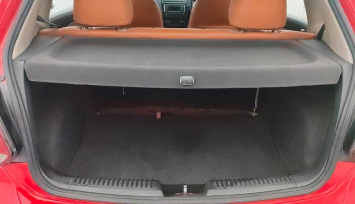 2014 Volkswagen Polo HIGHLINE1.2L, Petrol, Manual, 45,977 km, Boot Inside