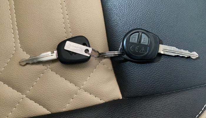 2020 Maruti S PRESSO VXI PLUS AMT, Petrol, Automatic, 49,799 km, Key Close Up