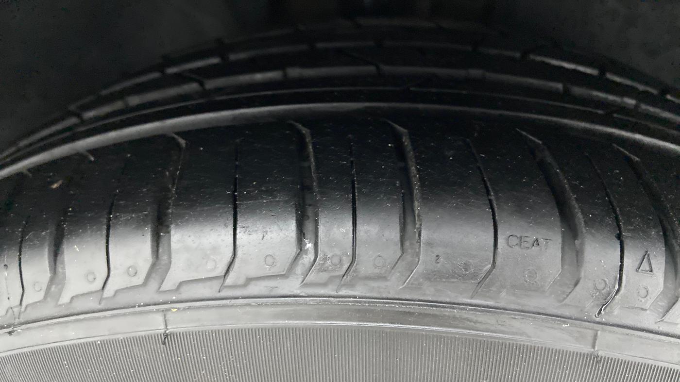 2014 Audi A3 35TDI PREMIUM, Diesel, Automatic, 92,417 km, Right Front Tyre Tread