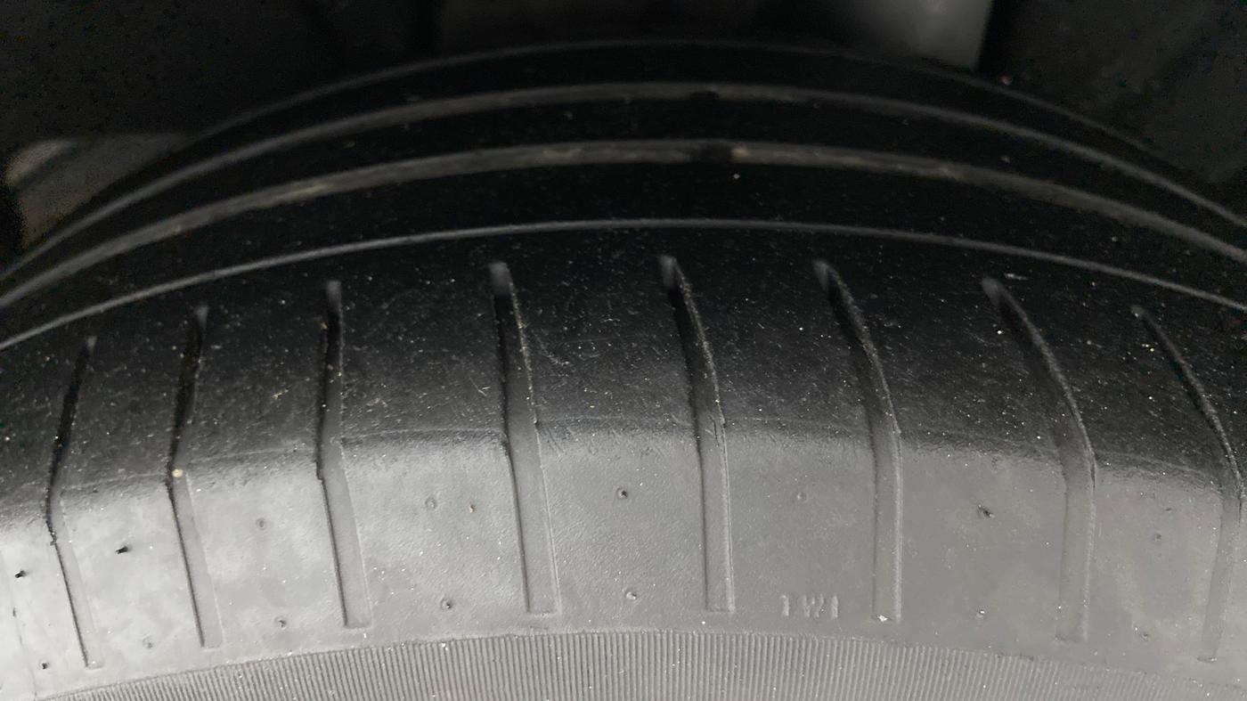 2014 Audi A3 35TDI PREMIUM, Diesel, Automatic, 92,417 km, Left Rear Tyre Tread