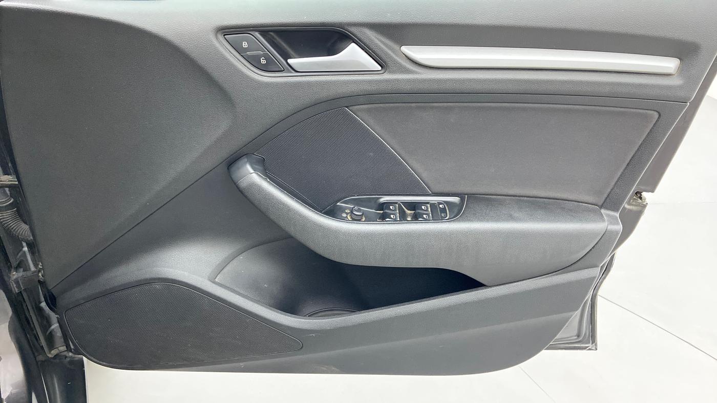 2014 Audi A3 35TDI PREMIUM, Diesel, Automatic, 92,417 km, Driver Side Door Panels Control