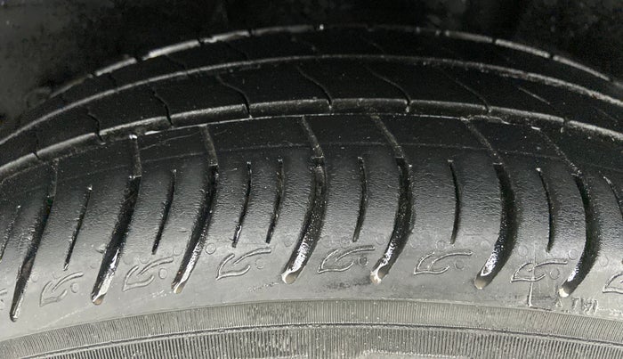 2021 Tata ALTROZ XZ 1.2, Petrol, Manual, 22,330 km, Left Rear Tyre Tread