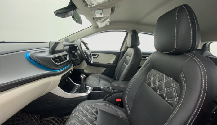 2021 Tata ALTROZ XZ 1.2, Petrol, Manual, 22,330 km, Right Side Front Door Cabin