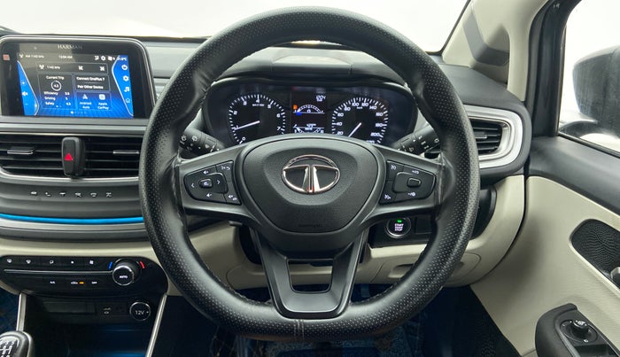 2021 Tata ALTROZ XZ 1.2, Petrol, Manual, 22,330 km, Steering Wheel Close Up