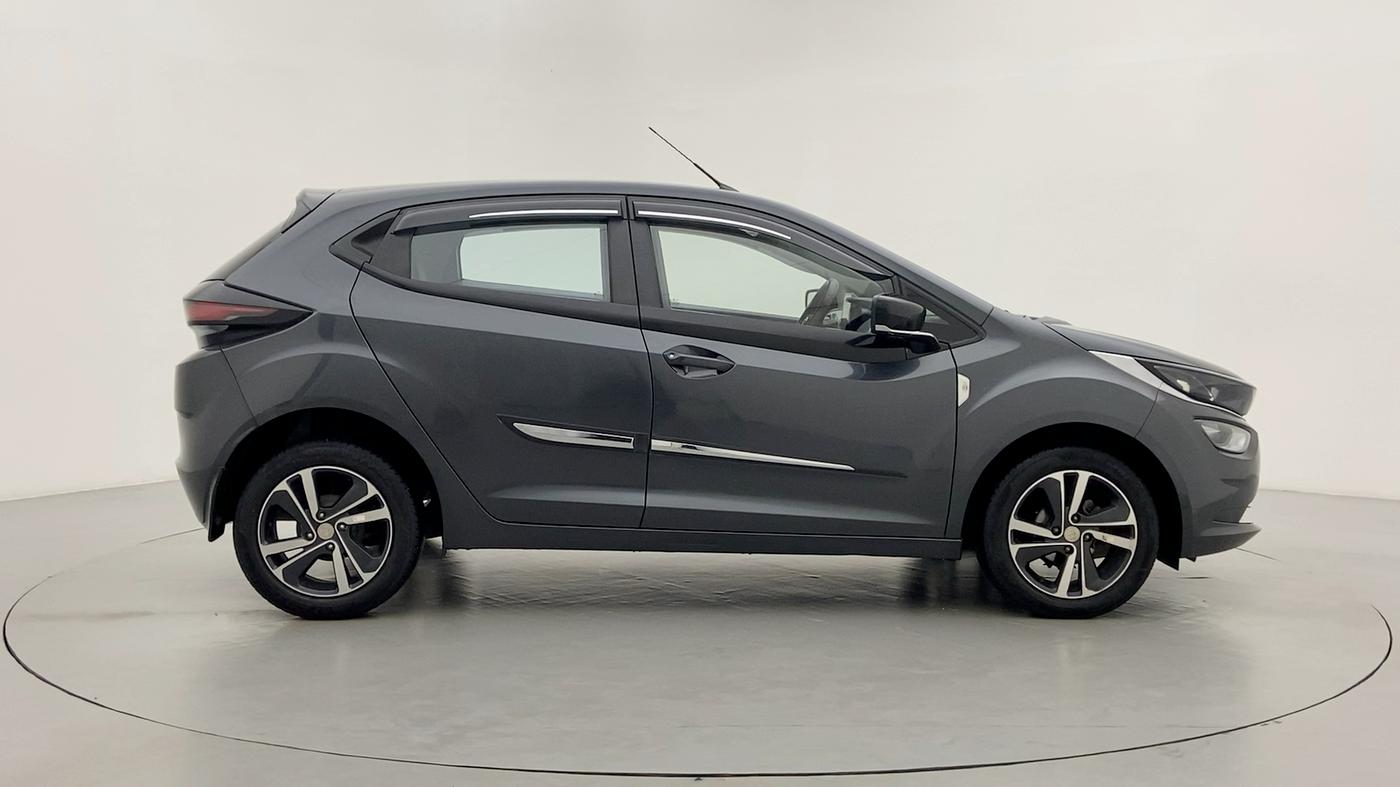 2021 Tata ALTROZ XZ 1.2, Petrol, Manual, 22,330 km, Right Side View